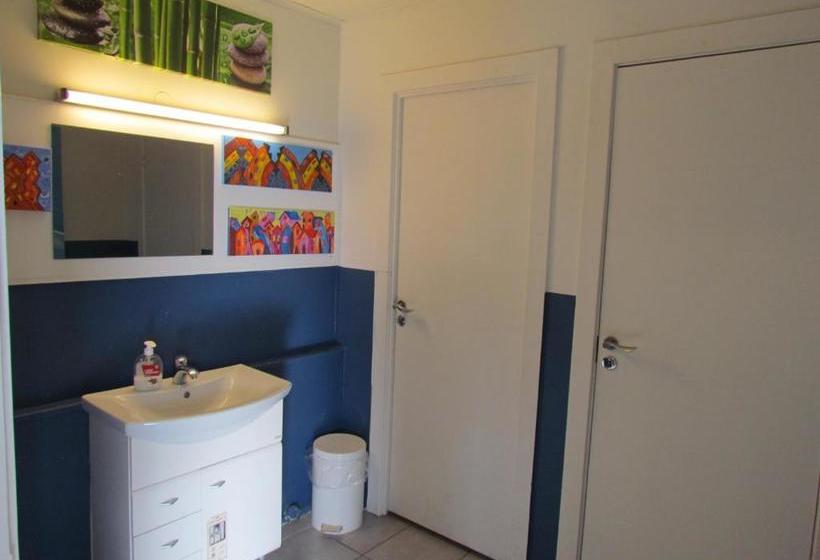 هاستل Fit Guesthouse Keflavik Airport