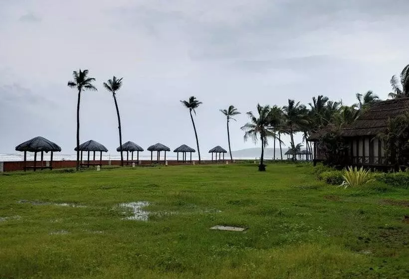 Hotel Blue Ocean The Fern Resort & Spa Ganpatipule