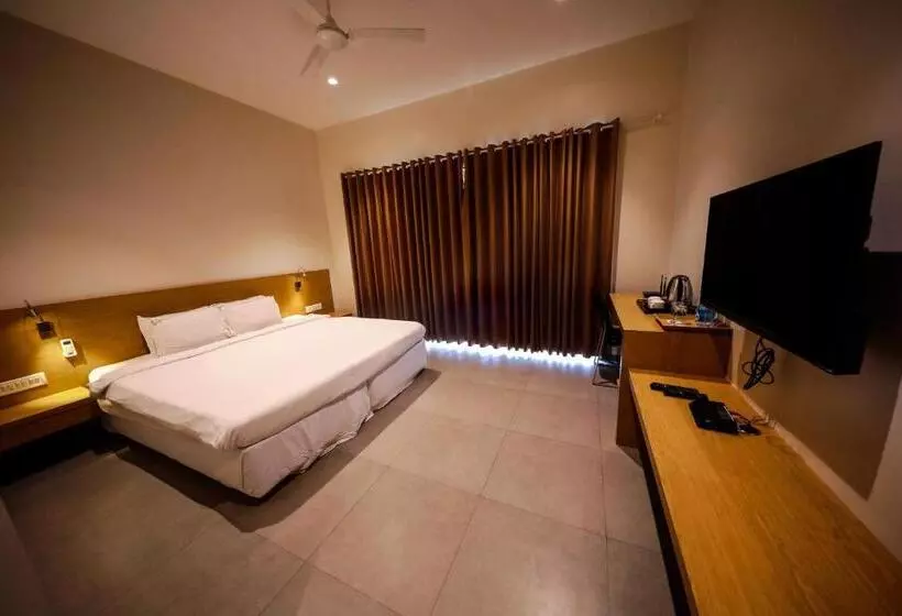 Hotel Blue Ocean The Fern Resort & Spa Ganpatipule