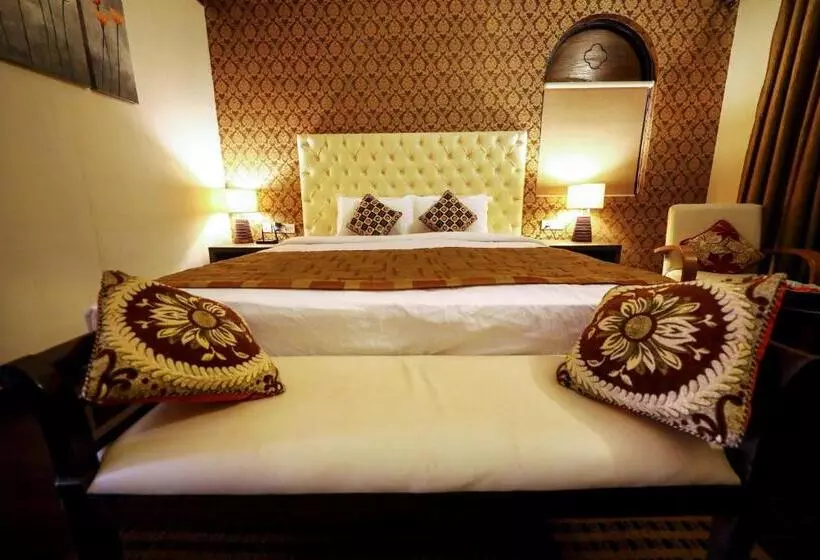 Hotel Blue Ocean The Fern Resort & Spa Ganpatipule