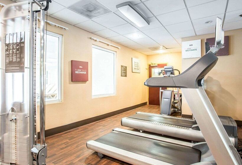 ホテル Comfort Suites Rock Hill Manchester Meadows Area