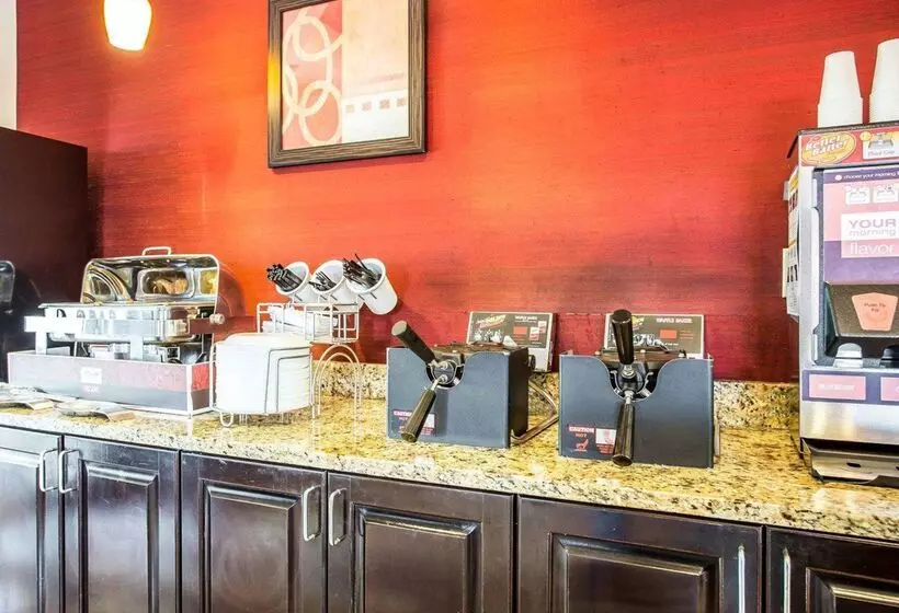 בית מלון כפרי Comfort Suites Rock Hill Manchester Meadows Area