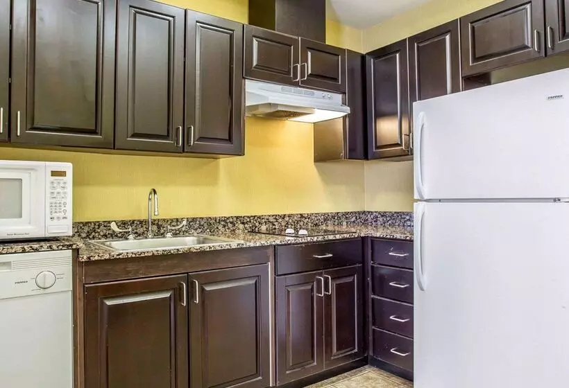 בית מלון כפרי Comfort Suites Rock Hill Manchester Meadows Area