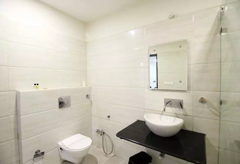 هتل Genx Usha Kiran Agra