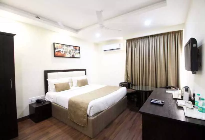 هتل Genx Usha Kiran Agra