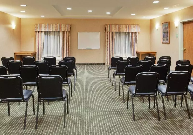 Holiday Inn Express Hotel & Suites Carson City, An Ihg