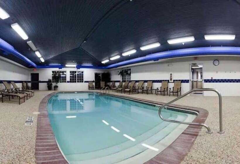 Holiday Inn Express Hotel & Suites Pierre Fort Pierre, An Ihg