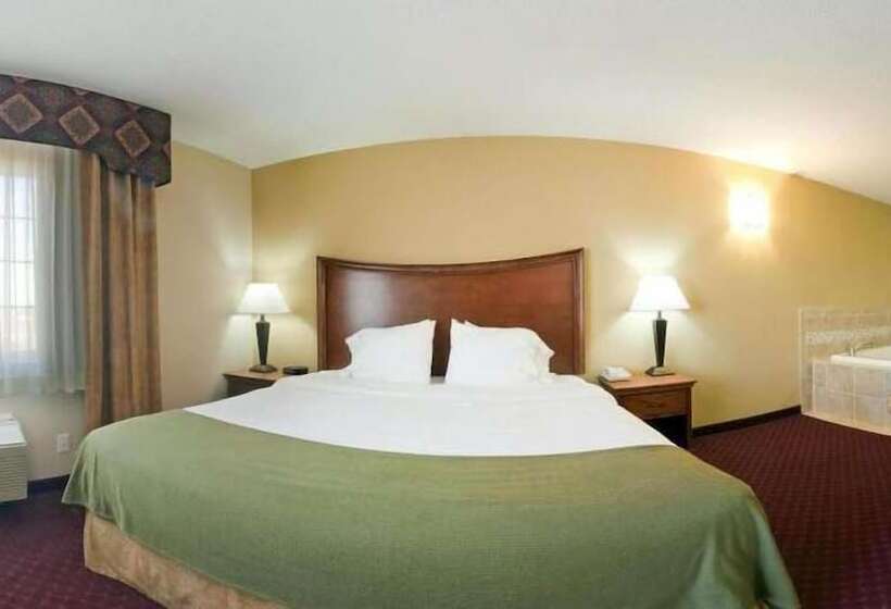 Holiday Inn Express Hotel & Suites Pierre Fort Pierre, An Ihg