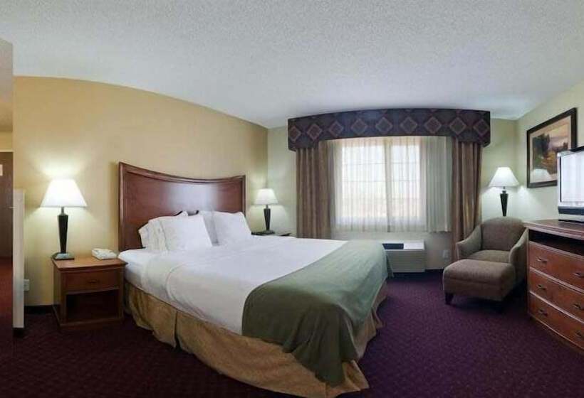Holiday Inn Express Hotel & Suites Pierre Fort Pierre, An Ihg