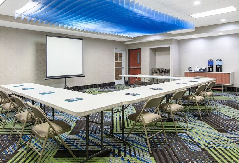 Holiday Inn Express Hotel & Suites Seaside Convention Center, An Ihg