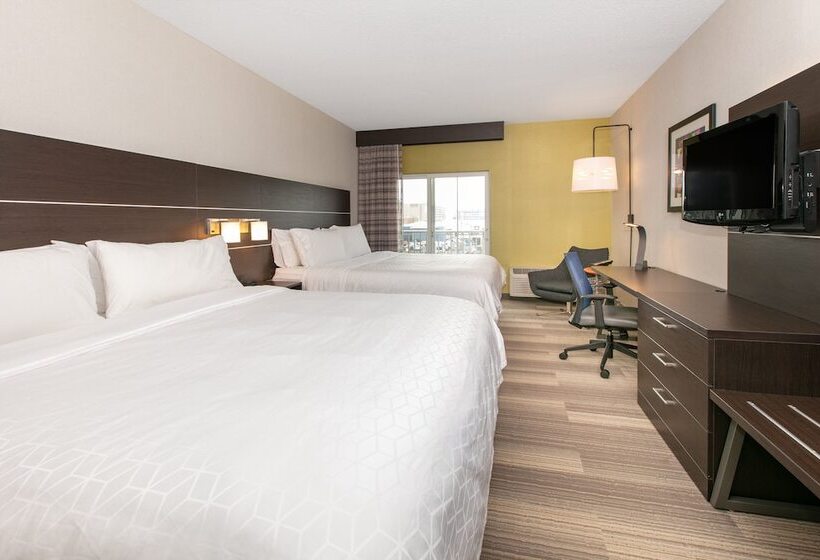 Holiday Inn Express Hotel & Suites Seaside Convention Center, An Ihg