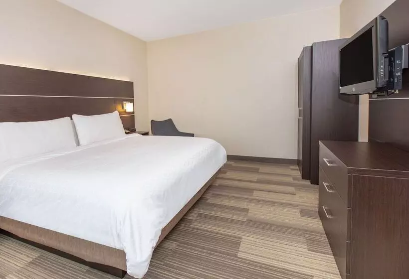 Holiday Inn Express Hotel & Suites Seaside Convention Center, An Ihg
