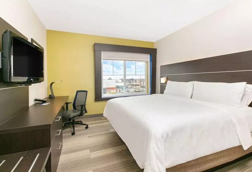 Holiday Inn Express Hotel & Suites Seaside Convention Center, An Ihg