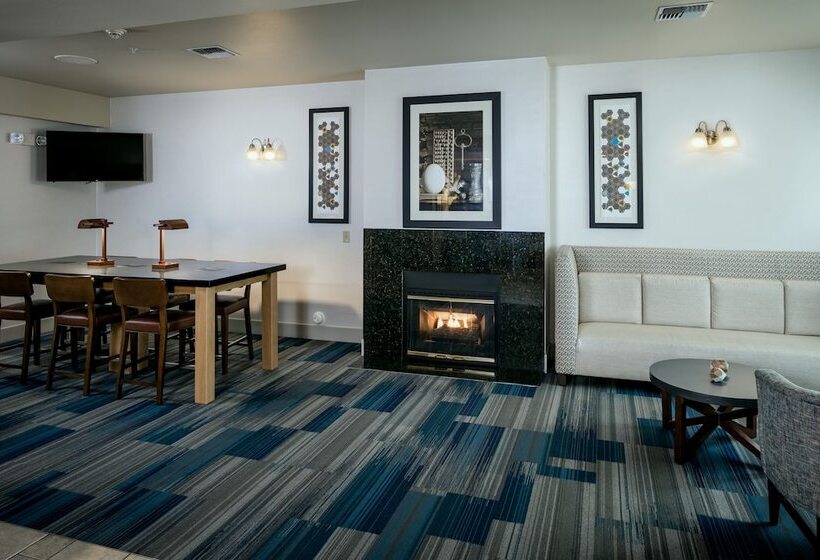 Отель Holiday Inn Express Corvallis On The River, An Ihg