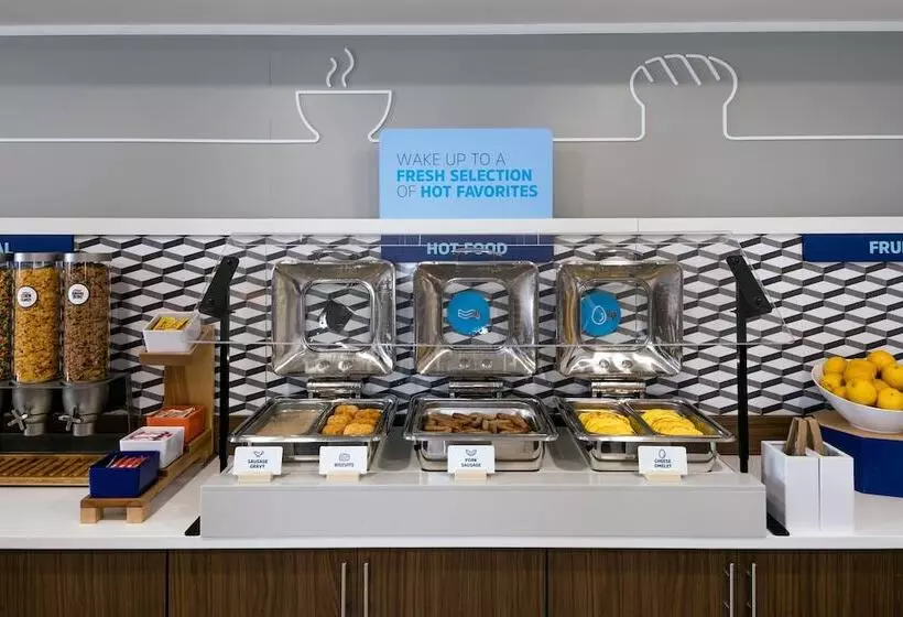 Отель Holiday Inn Express Corvallis On The River, An Ihg