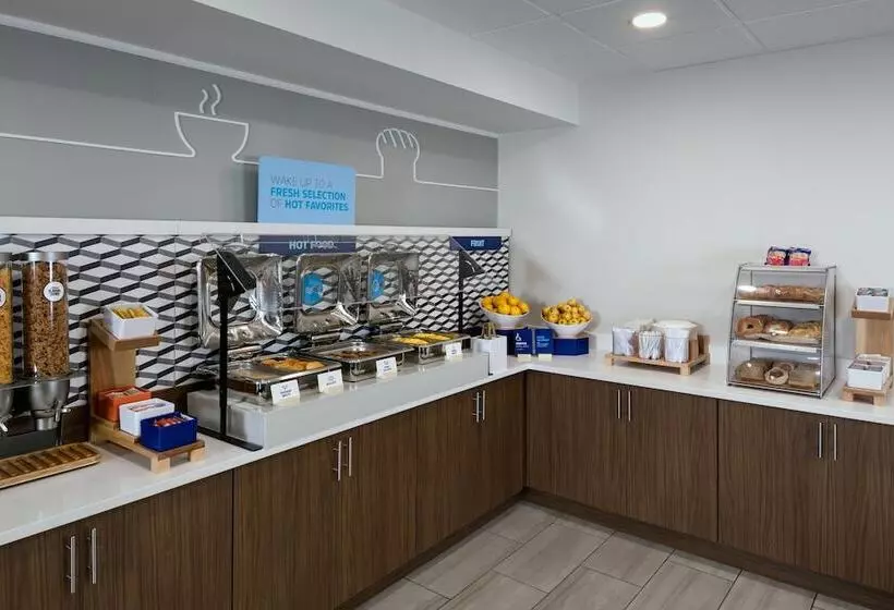 Отель Holiday Inn Express Corvallis On The River, An Ihg