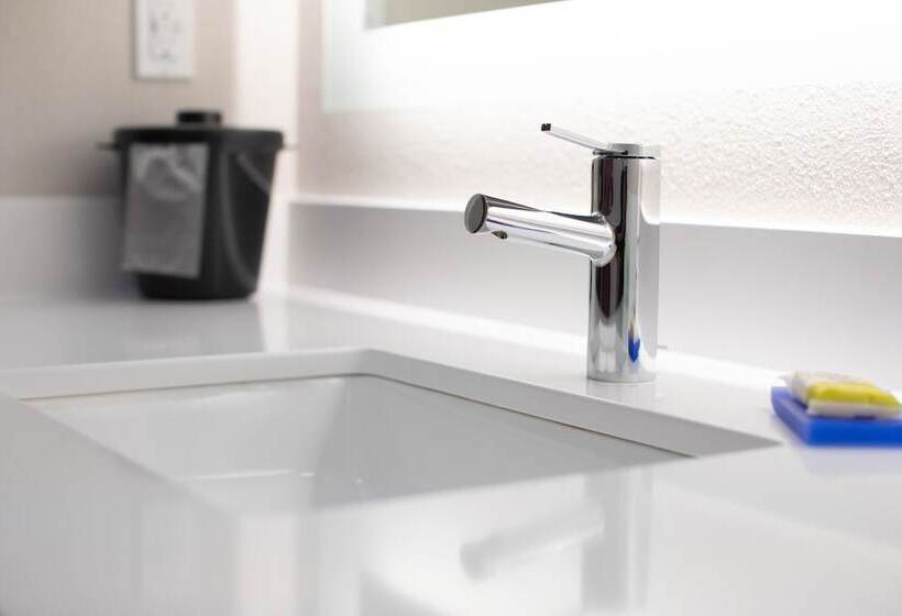 Отель Holiday Inn Express Johnson City, An Ihg