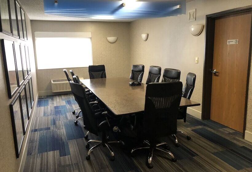 ホテル Holiday Inn Express Mt. Vernon, An Ihg