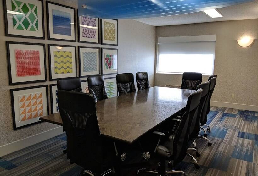 ホテル Holiday Inn Express Mt. Vernon, An Ihg