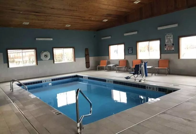 בית מלון כפרי Holiday Inn Express Mt. Vernon, An Ihg