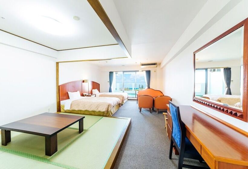 酒店 Kanehide Onna Marine View Palace