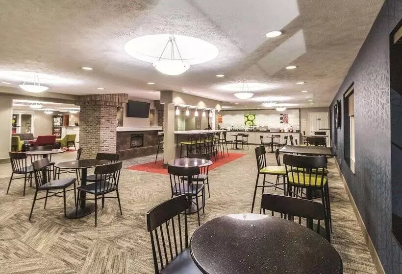 فندق La Quinta By Wyndham Fargo Medical Center