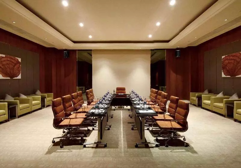 هتل Pullman Dongguan Changan