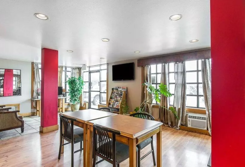 ホテル Rodeway Inn Billings Logan Intl Airport Near St Vincent Hospital