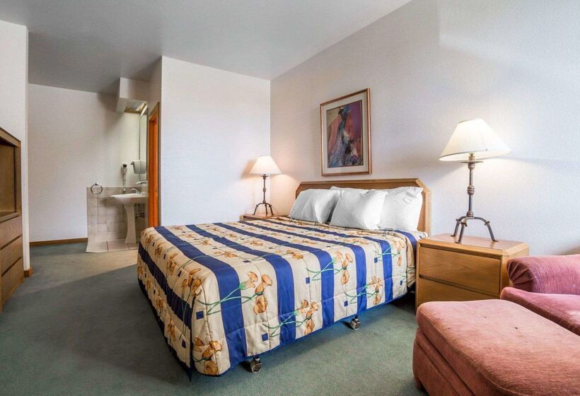 בית מלון כפרי Rodeway Inn Billings Logan Intl Airport Near St Vincent Hospital