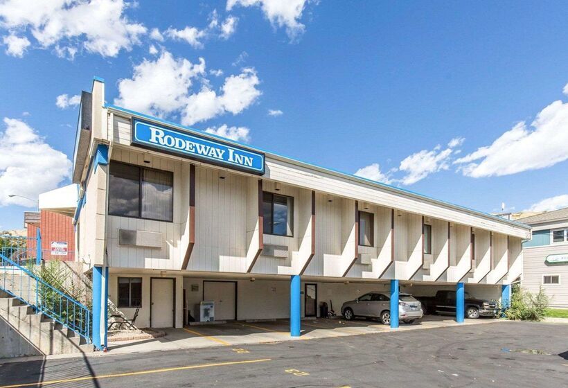 בית מלון כפרי Rodeway Inn Billings Logan Intl Airport Near St Vincent Hospital