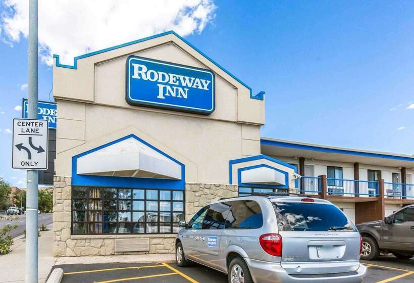 בית מלון כפרי Rodeway Inn Billings Logan Intl Airport Near St Vincent Hospital