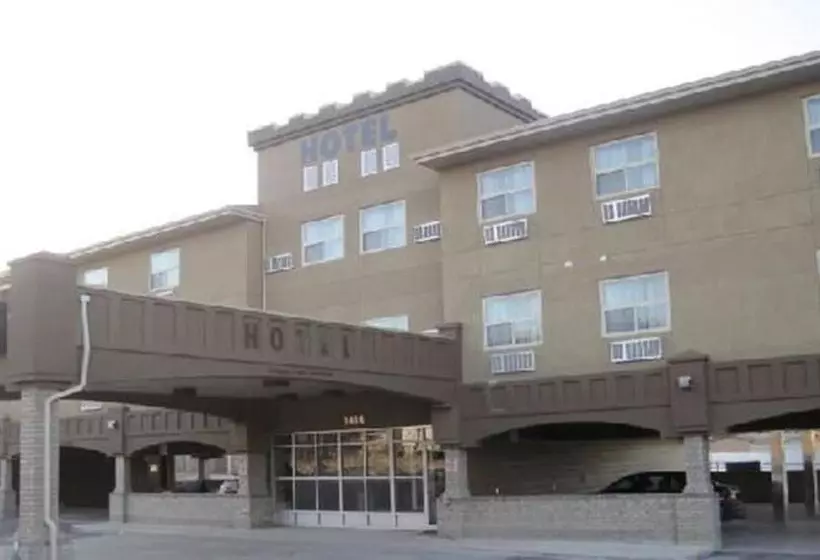 Hotel Super 8 By Wyndham Saskatoon Near Downtown