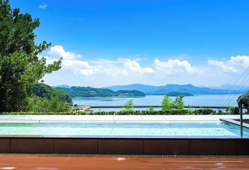 Отель Ooedo Onsen Monogatari Premium Saikaibashi