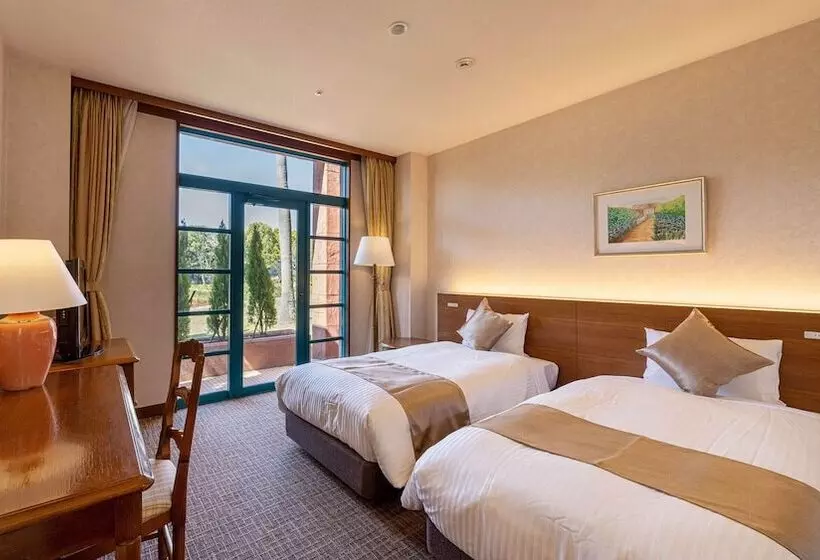 Отель Ooedo Onsen Monogatari Premium Saikaibashi