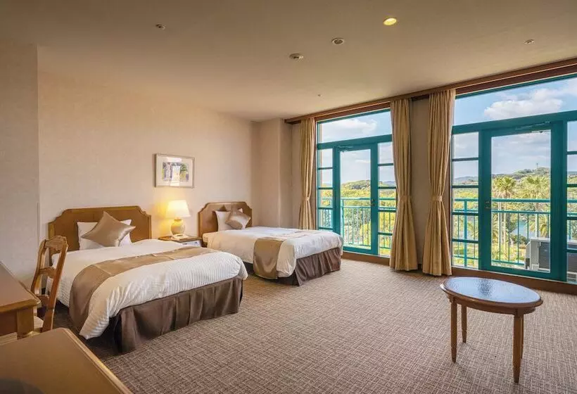 Отель Ooedo Onsen Monogatari Premium Saikaibashi