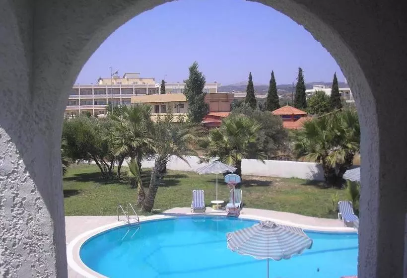 בית מלון כפרי Argo