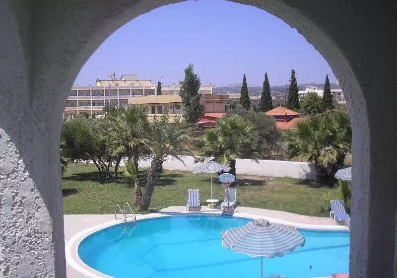 בית מלון כפרי Argo