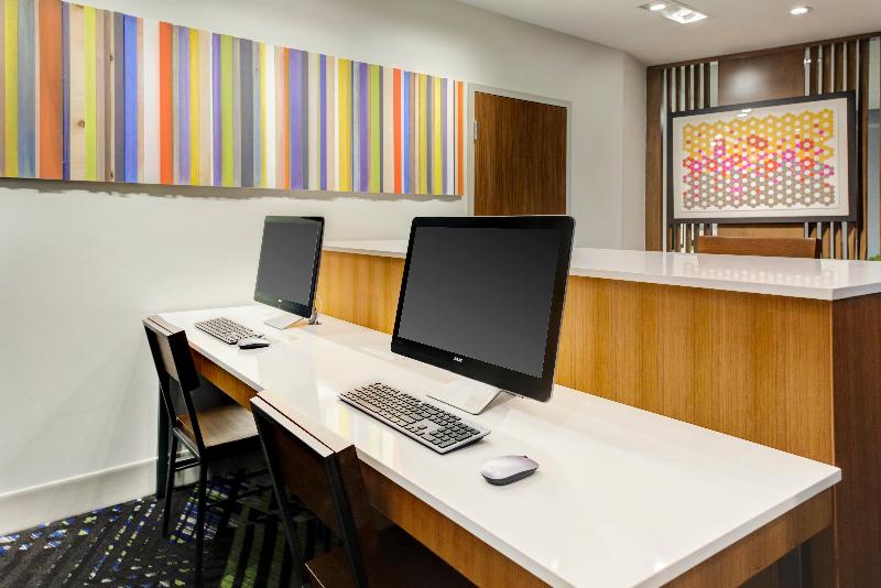 فندق Holiday Inn Express & Suites   King George   Dahlgren, An Ihg