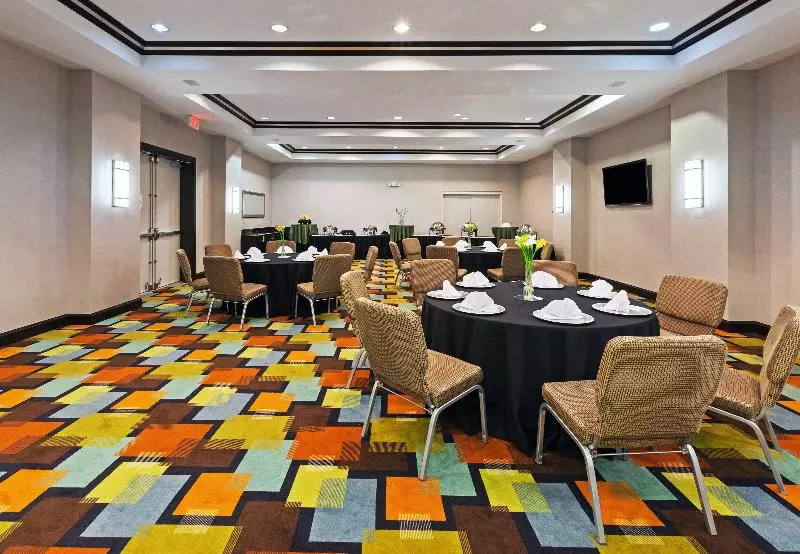 هتل Courtyard By Marriott Houston Kemah