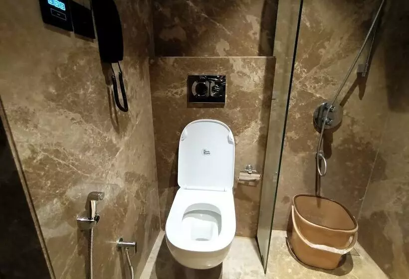 هتل Highway Inn Andheri East