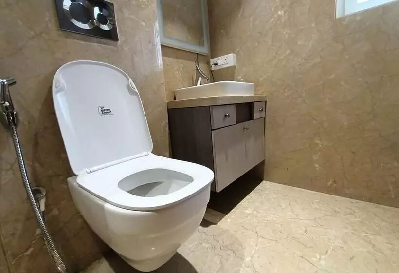 هتل Highway Inn Andheri East