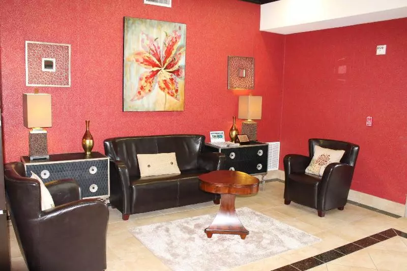 Holiday Inn Express Hotel & Suites Cedar Hill, An Ihg