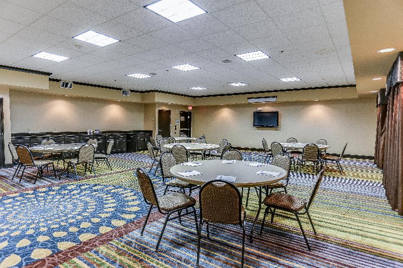 Holiday Inn Express Hotel & Suites Huntsville, An Ihg