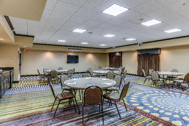 Holiday Inn Express Hotel & Suites Huntsville, An Ihg