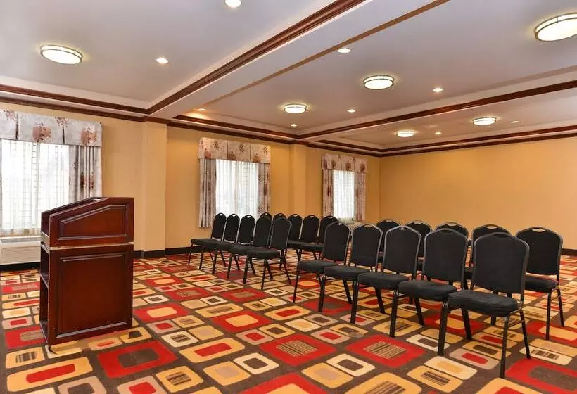 Holiday Inn Express Hotel & Suites Sherman Highway 75, An Ihg