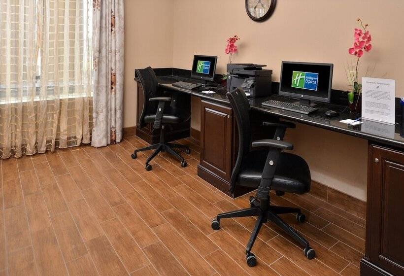 Holiday Inn Express Hotel & Suites Sherman Highway 75, An Ihg