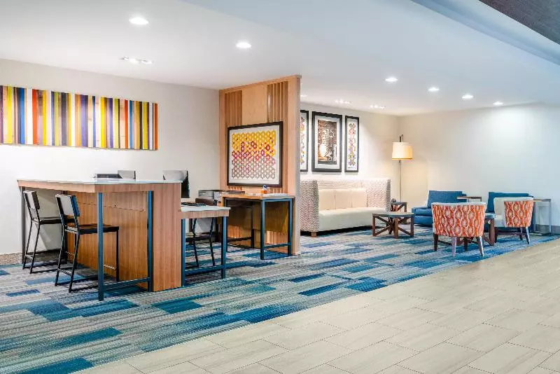 Holiday Inn Express Hotel & Suites Tappahannock, An Ihg