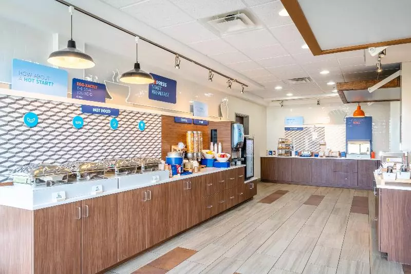 Holiday Inn Express Hotel & Suites Tappahannock, An Ihg