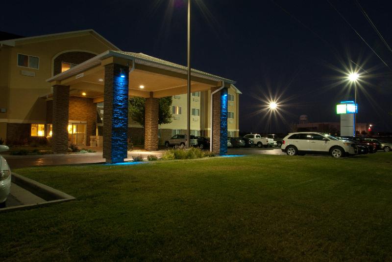 Отель Holiday Inn Express   Canyon, An Ihg