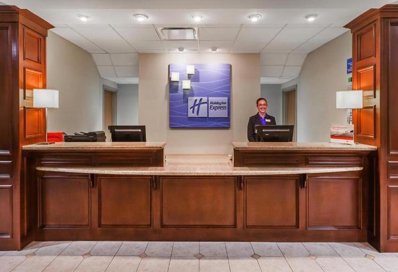 Отель Holiday Inn Express & Suites   Pharr, An Ihg